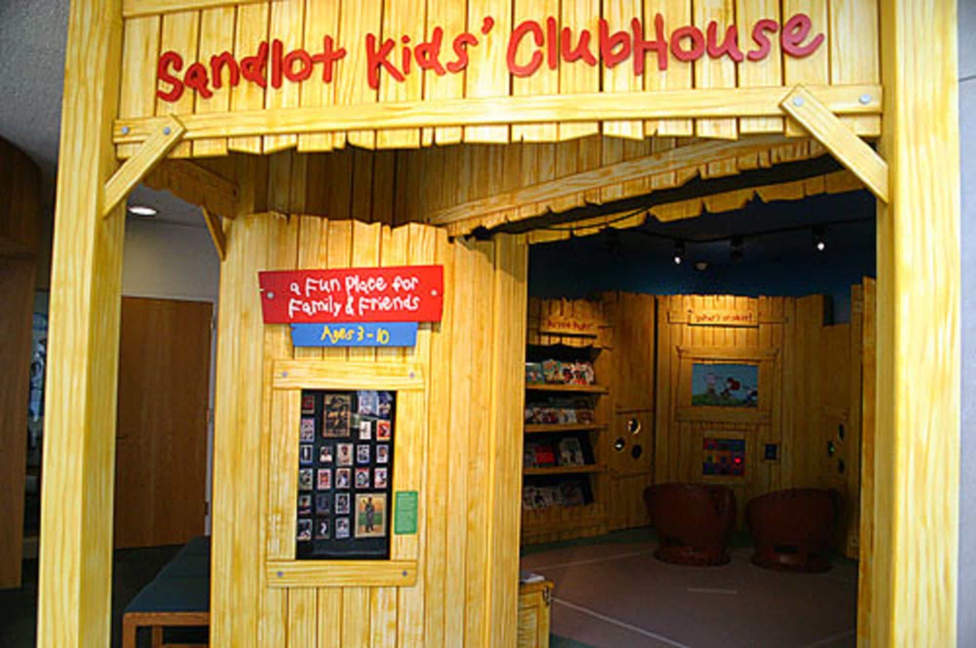SANDLOT KIDS' CLUBHOUSE
