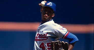 Pedro Martínez pitching for Expos