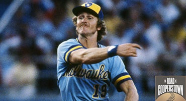 Robin Yount on defense
