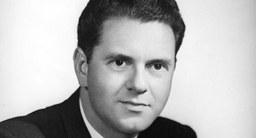 Head and shoulders portrait of Bob Wolff