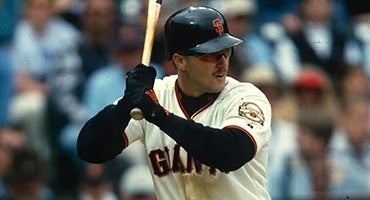 Jeff Kent bats for Giants
