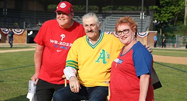 Rollie Fingers with Museum supporters