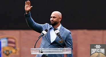 Carlos Beltrán acknowledges Mets fans