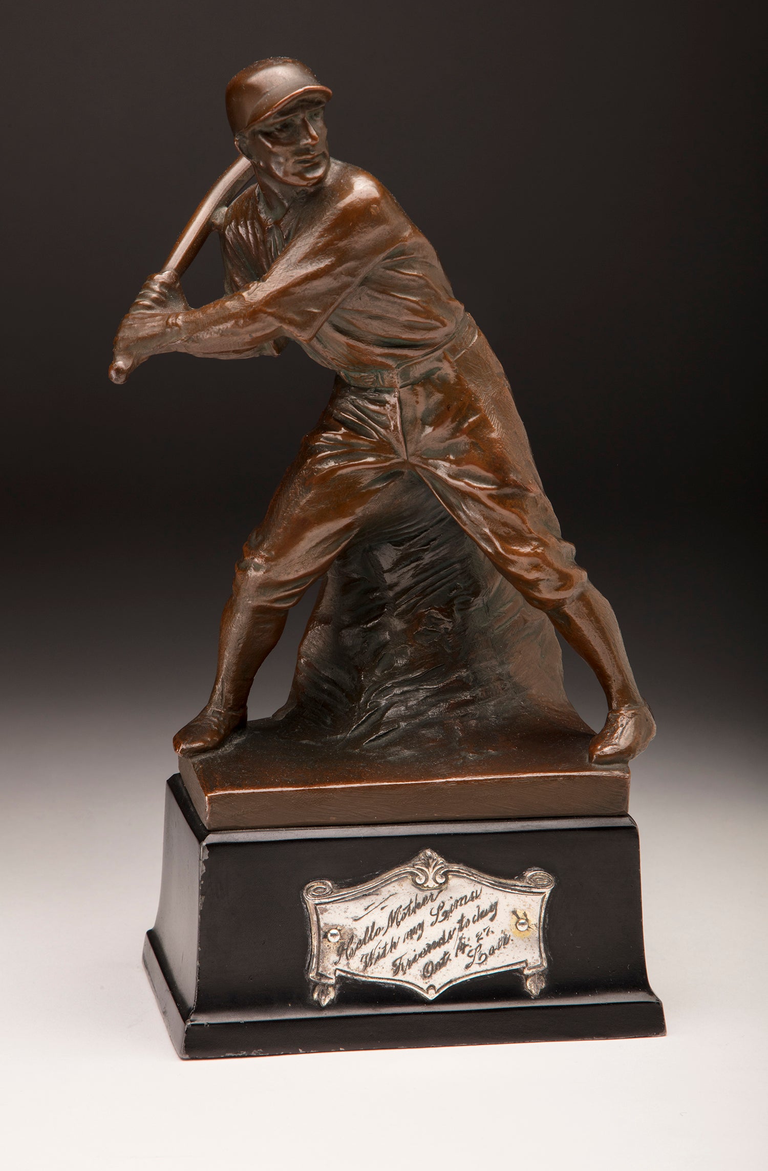 Trophy Gehrig presented his mother a part of Museum collection