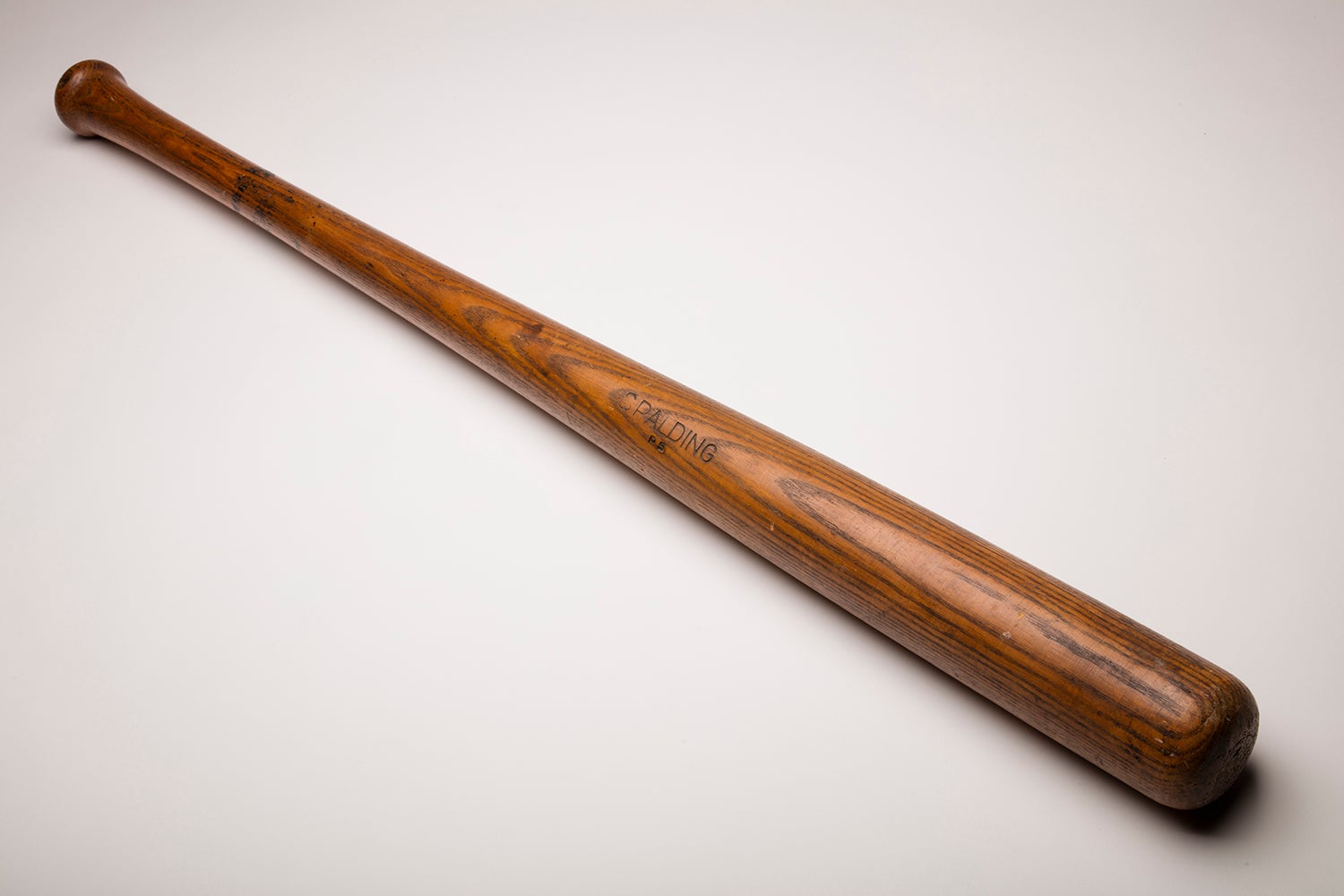 Rare Christy Mathewson bat added to Hall of Fame collection  