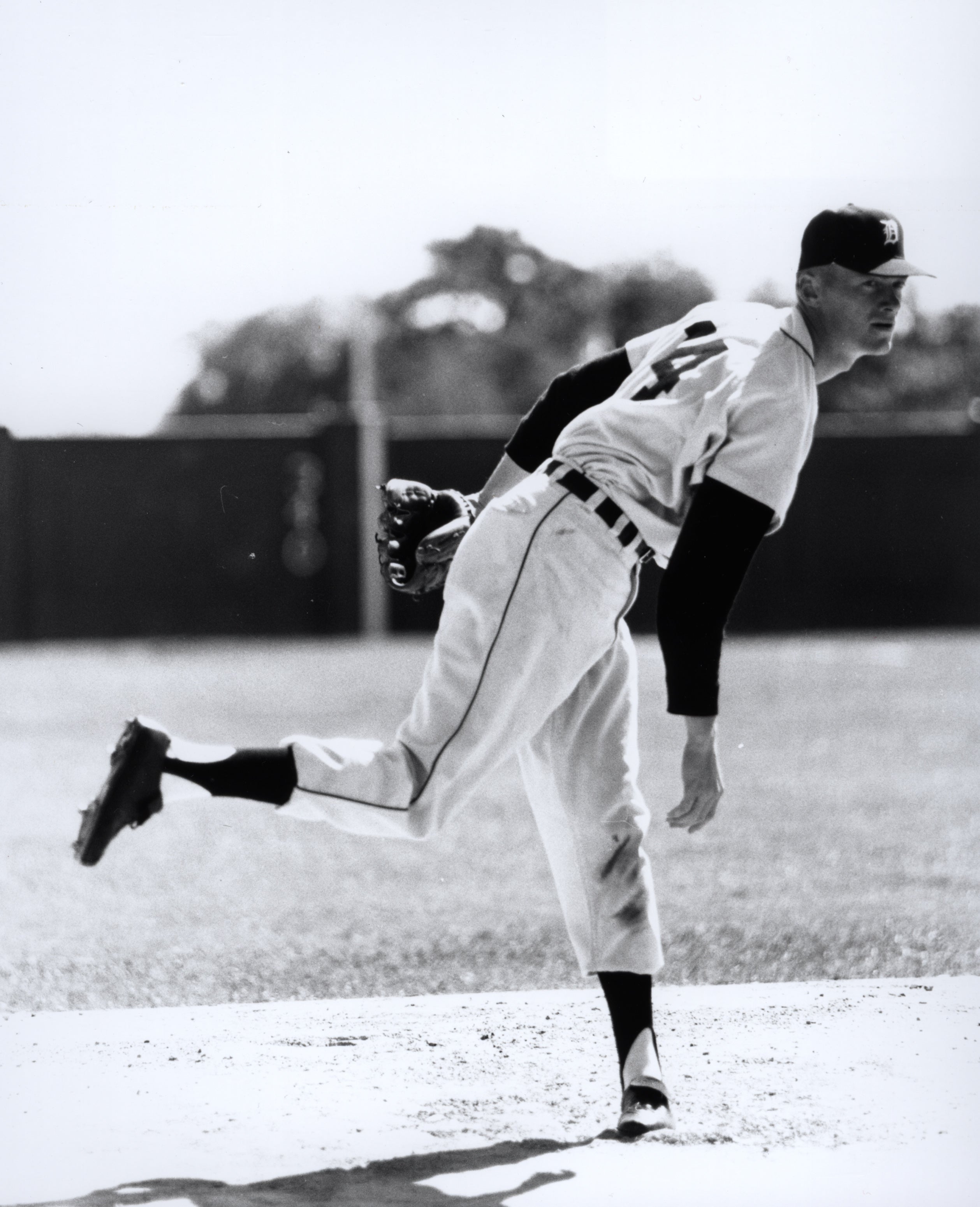 Jim Bunning Throws His First No-Hitter