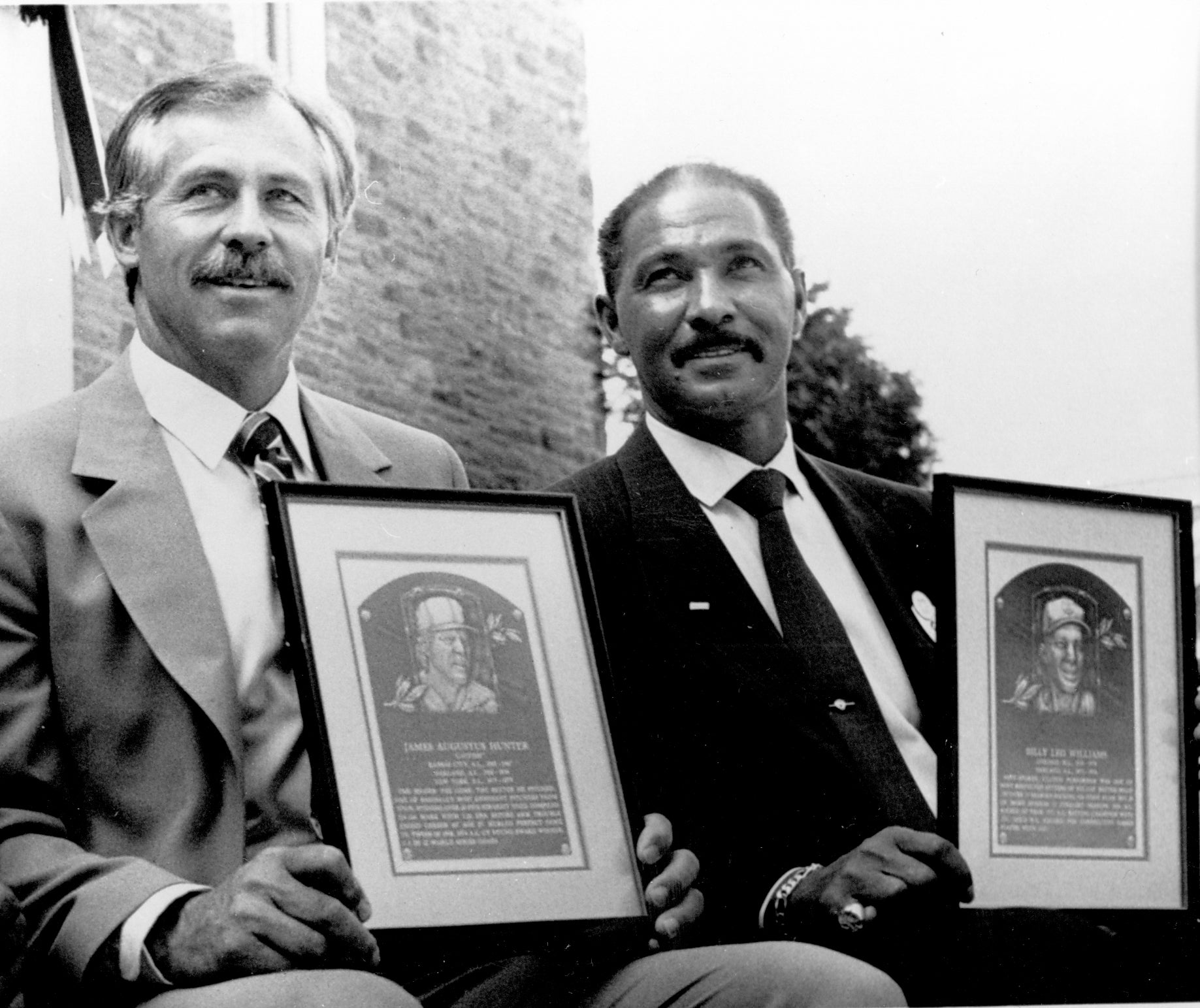Catfish Hunter and Billy Williams elected to the Hall of Fame