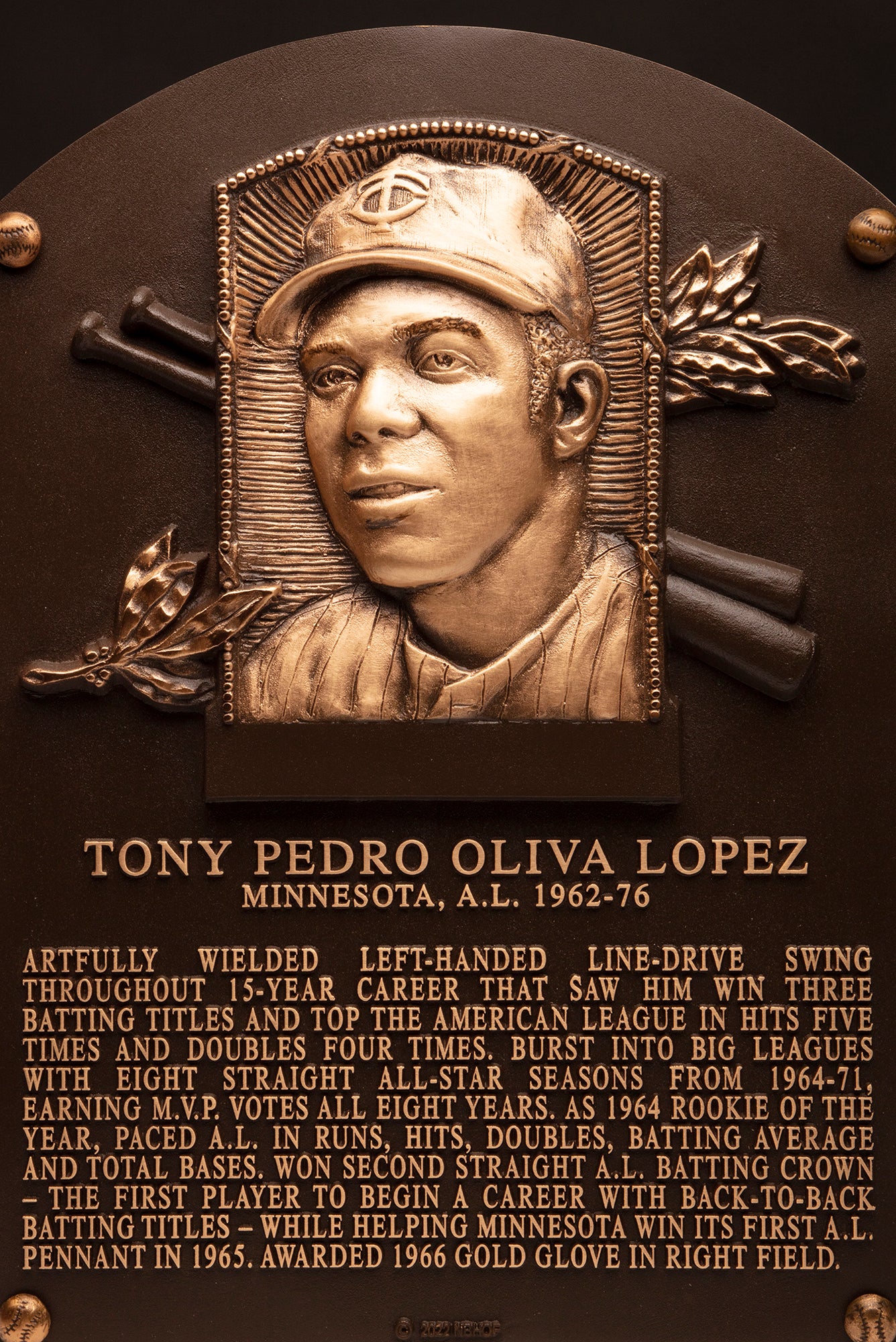 Tony Oliva Hall of Fame plaque