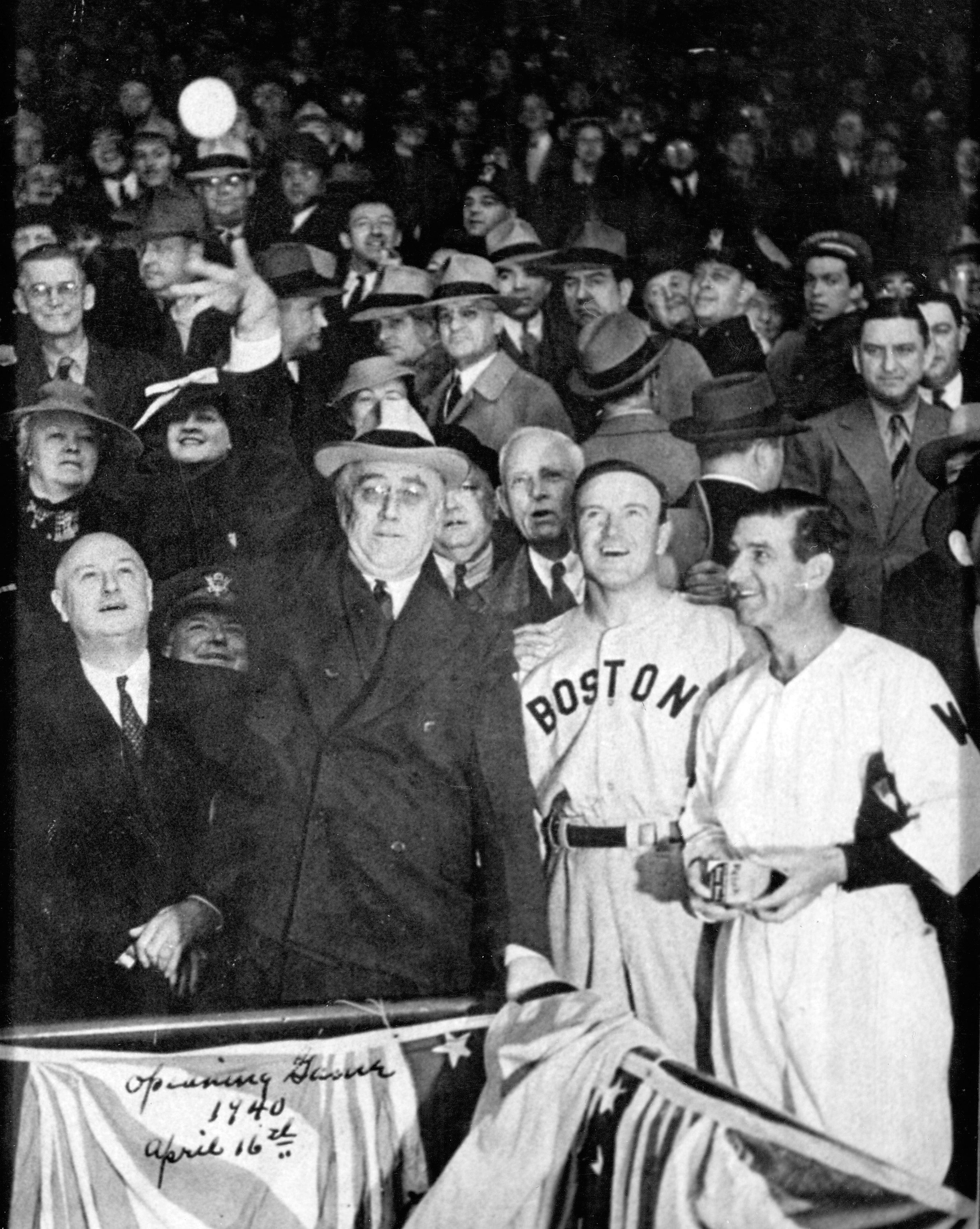President Roosevelt gives ‘green light’ to baseball