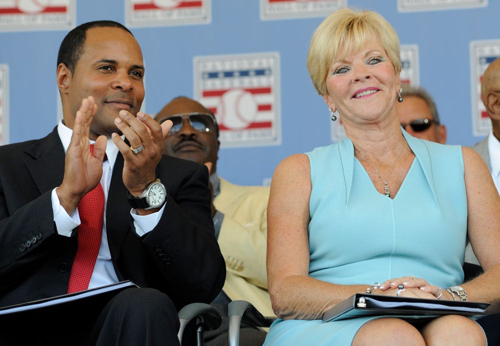 Barry Larkin elected to Baseball Hall of Fame