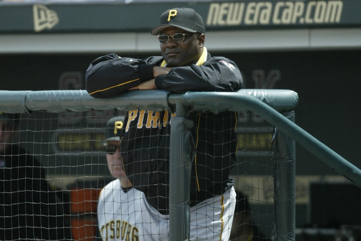 Lloyd McClendon in Pirates dugout