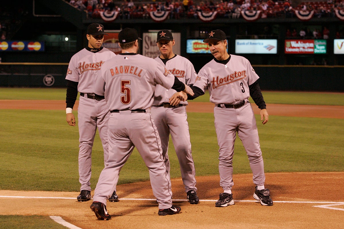 Jeff Bagwell, Carlos Beltrán and Craig Biggio are introduced during 2004 National League Championship Series