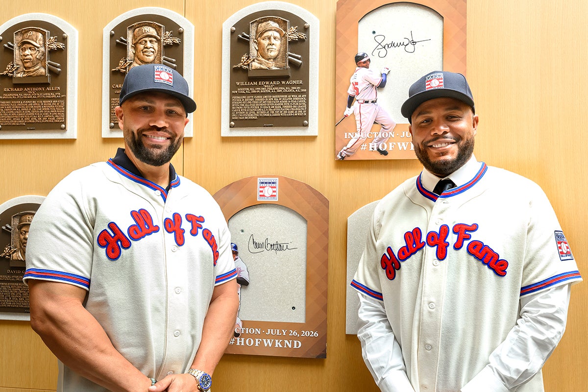 Carlos Beltrán and Andruw Jones pose at plaque site
