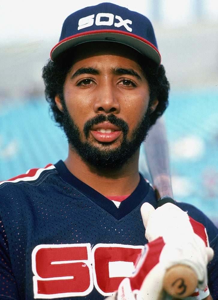Harold Baines with bat on shoulder