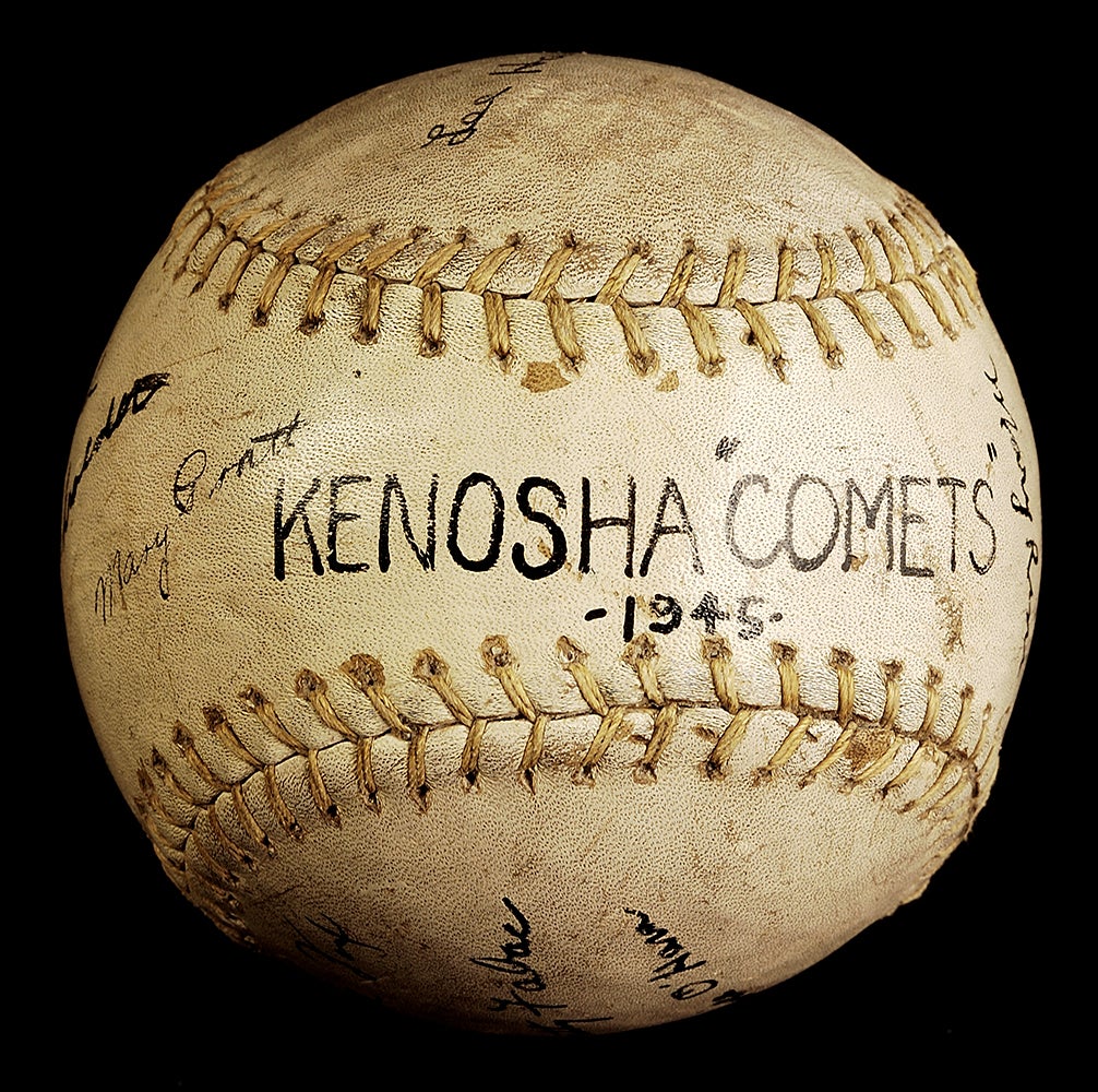 1945 Kenosha Comets team-signed ball