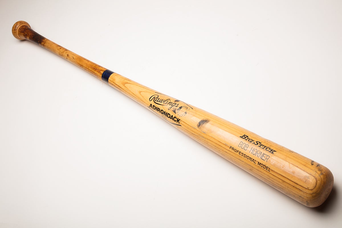 Bob Horner four-home run bat