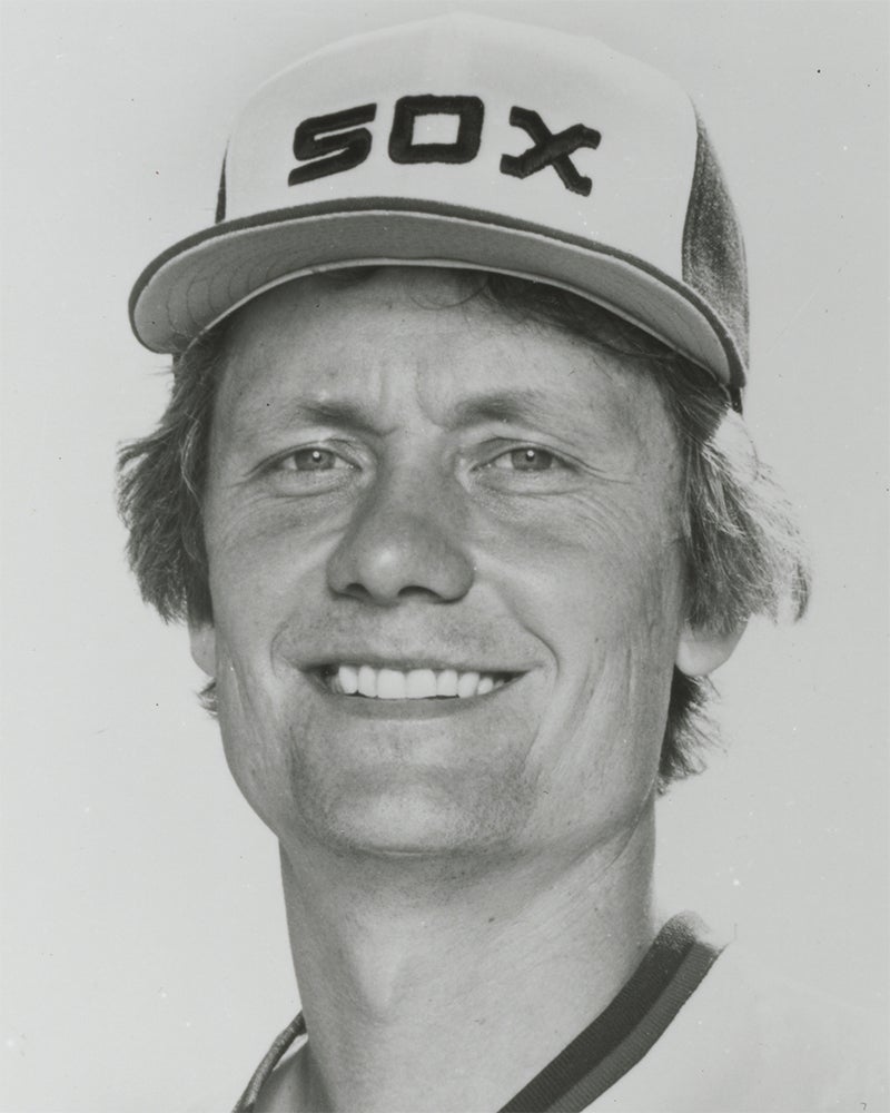 Head and shoulders portrait of Tom Paciorek in White Sox uniform