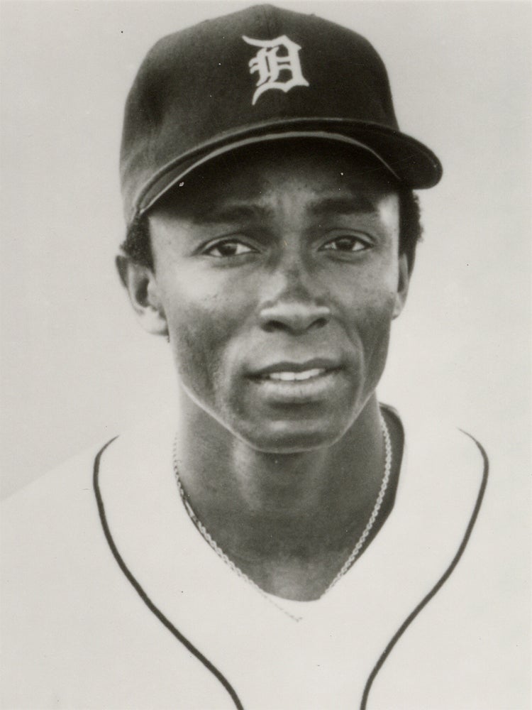 Head and shoulders portrait of Gary Pettis in Tigers uniform
