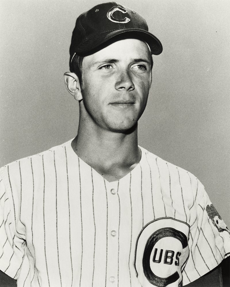 Head and shoulders portrait of Larry Gura in Cubs uniform