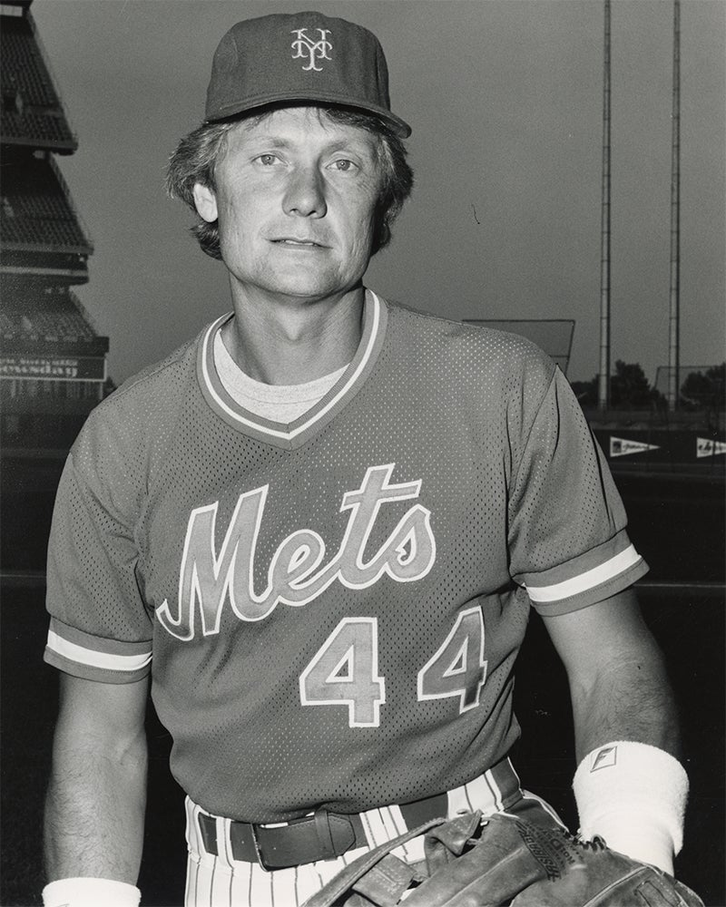 Head and shoulders portrait of Tom Paciorek in Mets uniform