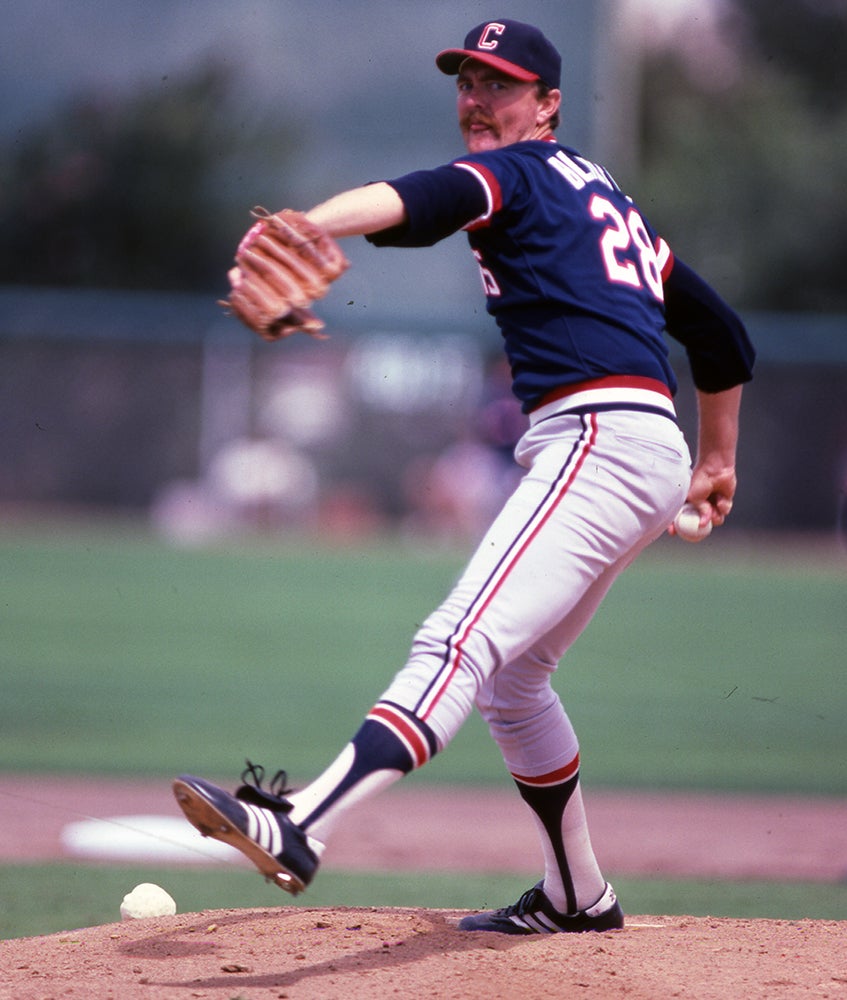 Bert Blyleven pitching for Cleveland