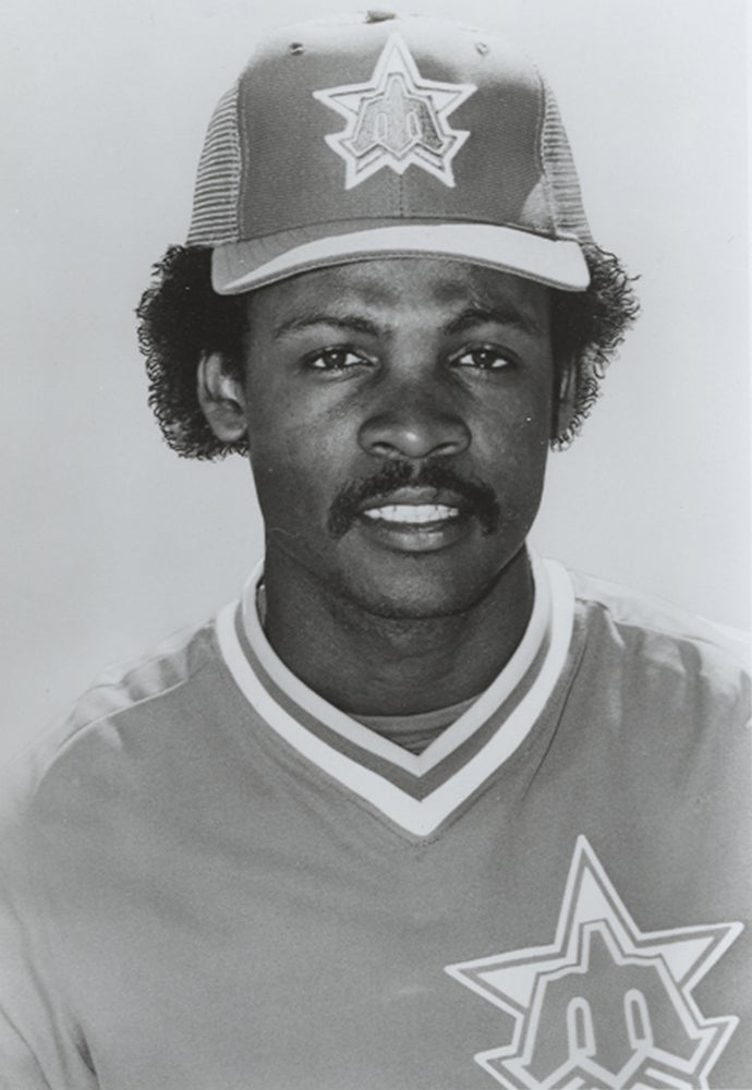 Thad Bosley head and shoulders portrait in Mariners uniform