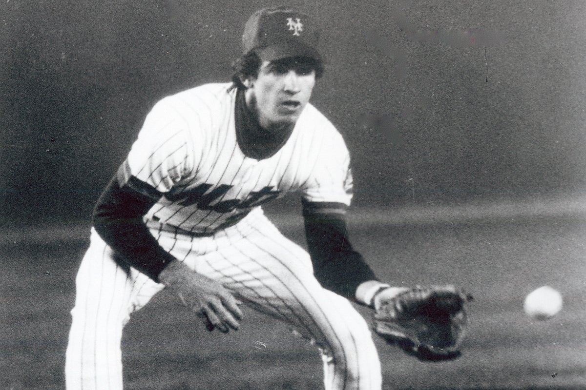 Doug Flynn on defense for Mets