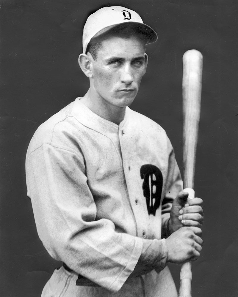 Batting portrait of Charlie Gehringer in Tigers uniform