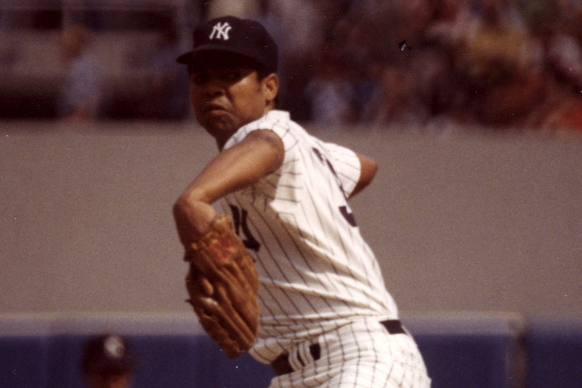 Dock Ellis pitches for Yankees