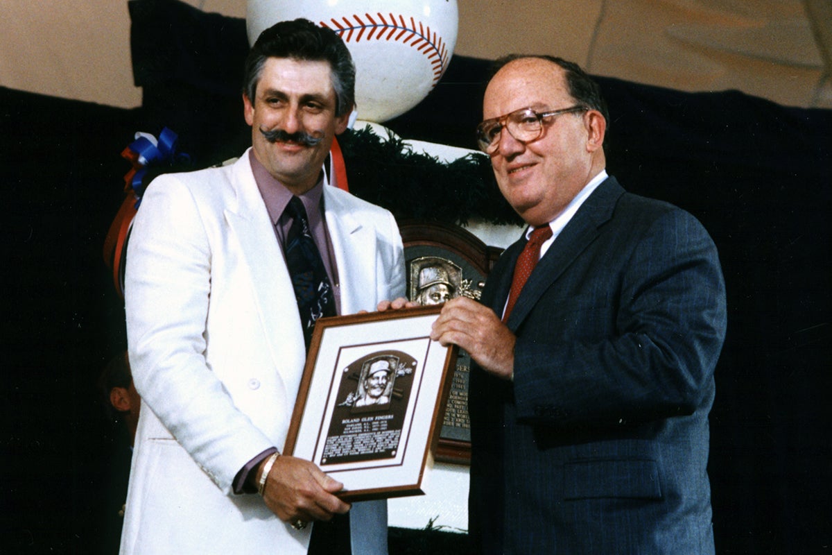 Fay Vincent presents Hall of Fame facsimile plaque to Rollie Fingers during 1992 Induction Ceremony