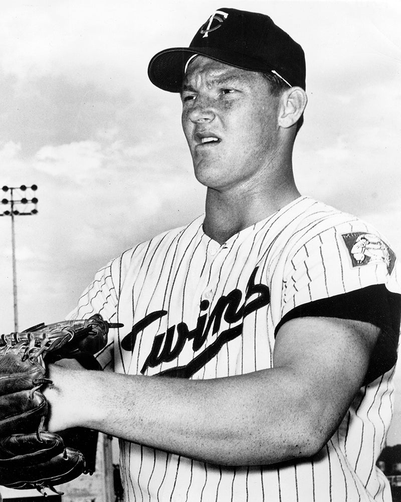 Head and shoulders portrait of Jim Kaat in Twins uniform