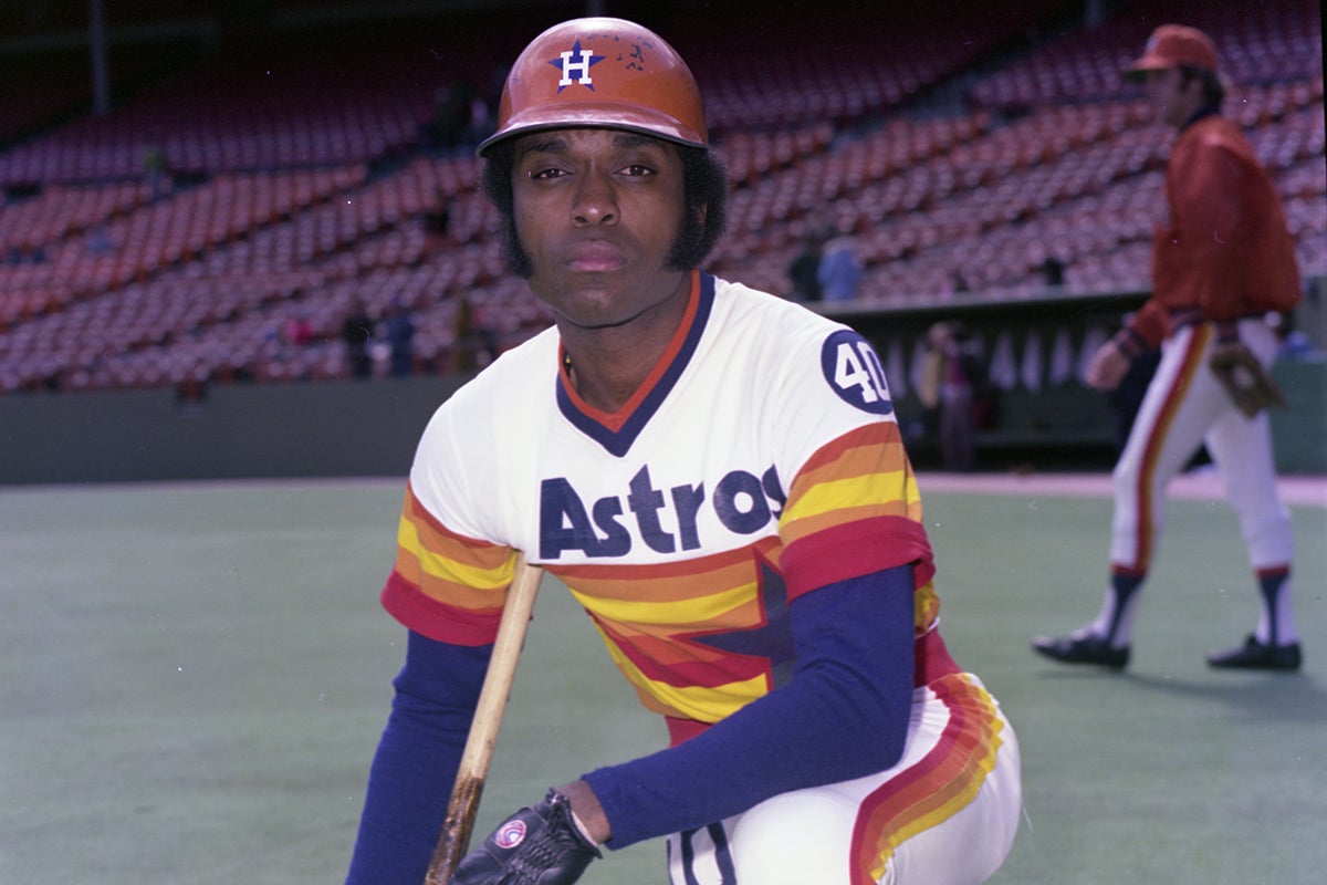 Posed portrait of Larry Milbourne in Astros uniform