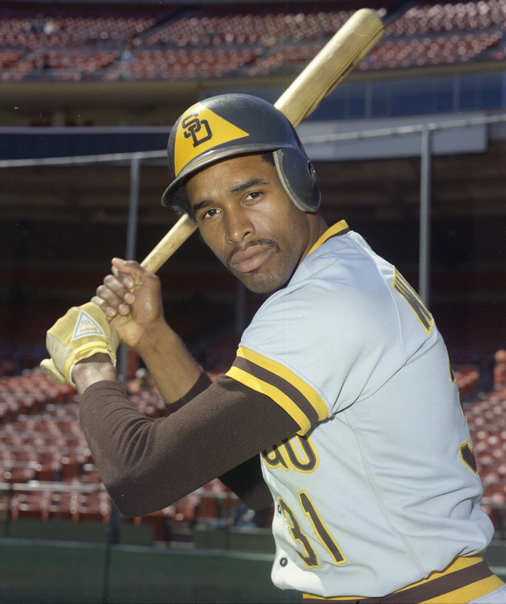 Dave Winfield batting portrait in Padres uniform