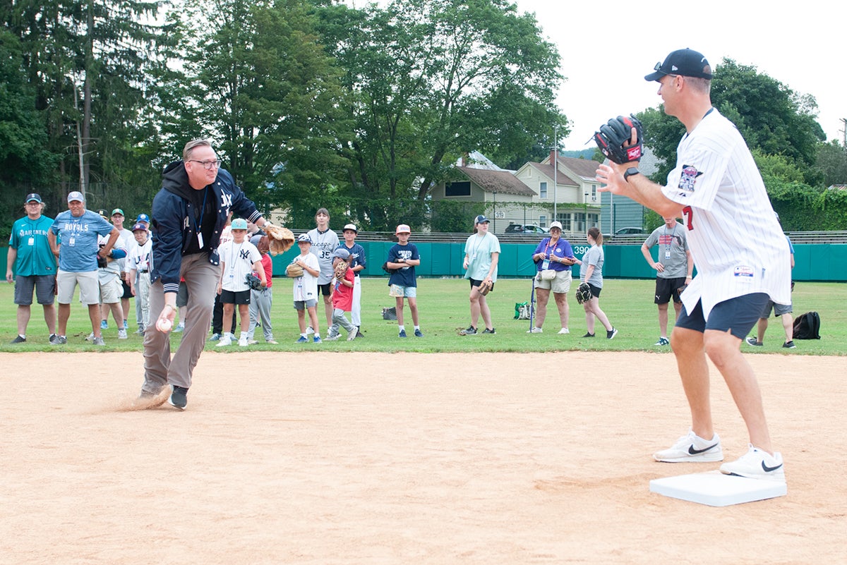 Museum supporter turns double play with Joe Mauer