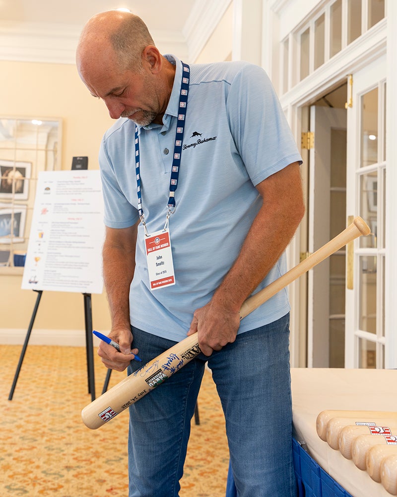 John Smoltz signing bats