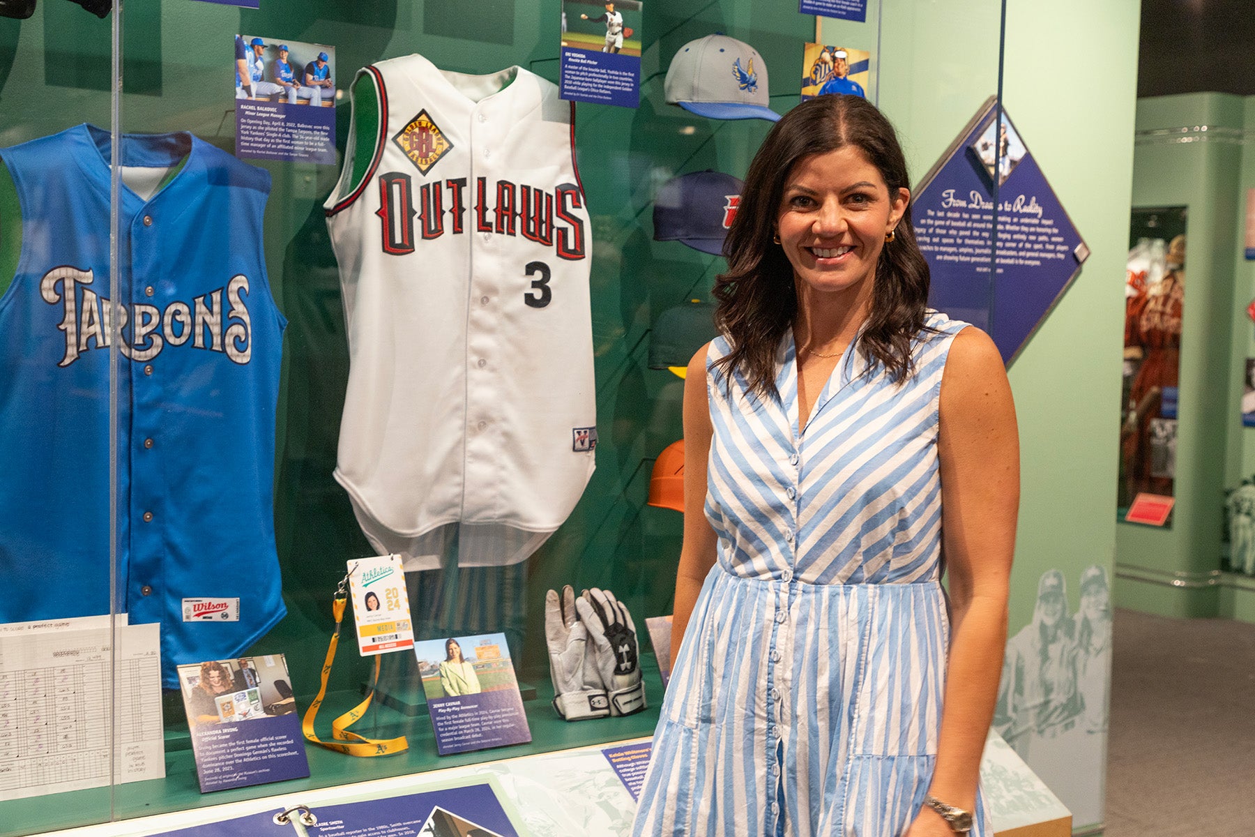 Jenny Cavnar at Diamond Dreams exhibit