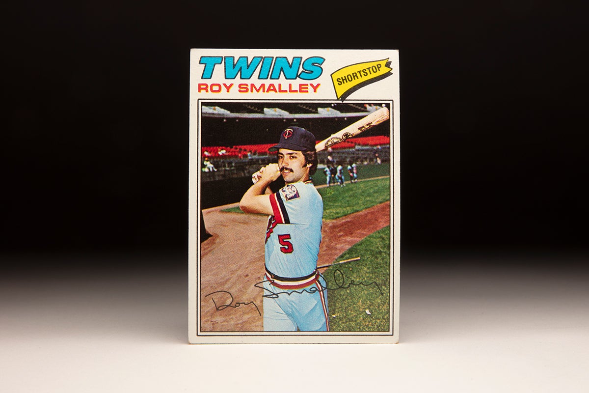Front of 1977 Topps Roy Smalley card