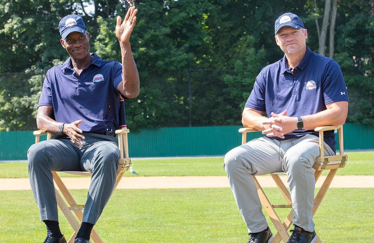 Fred McGriff and Scott Rolen at Legends of the Game Roundtable