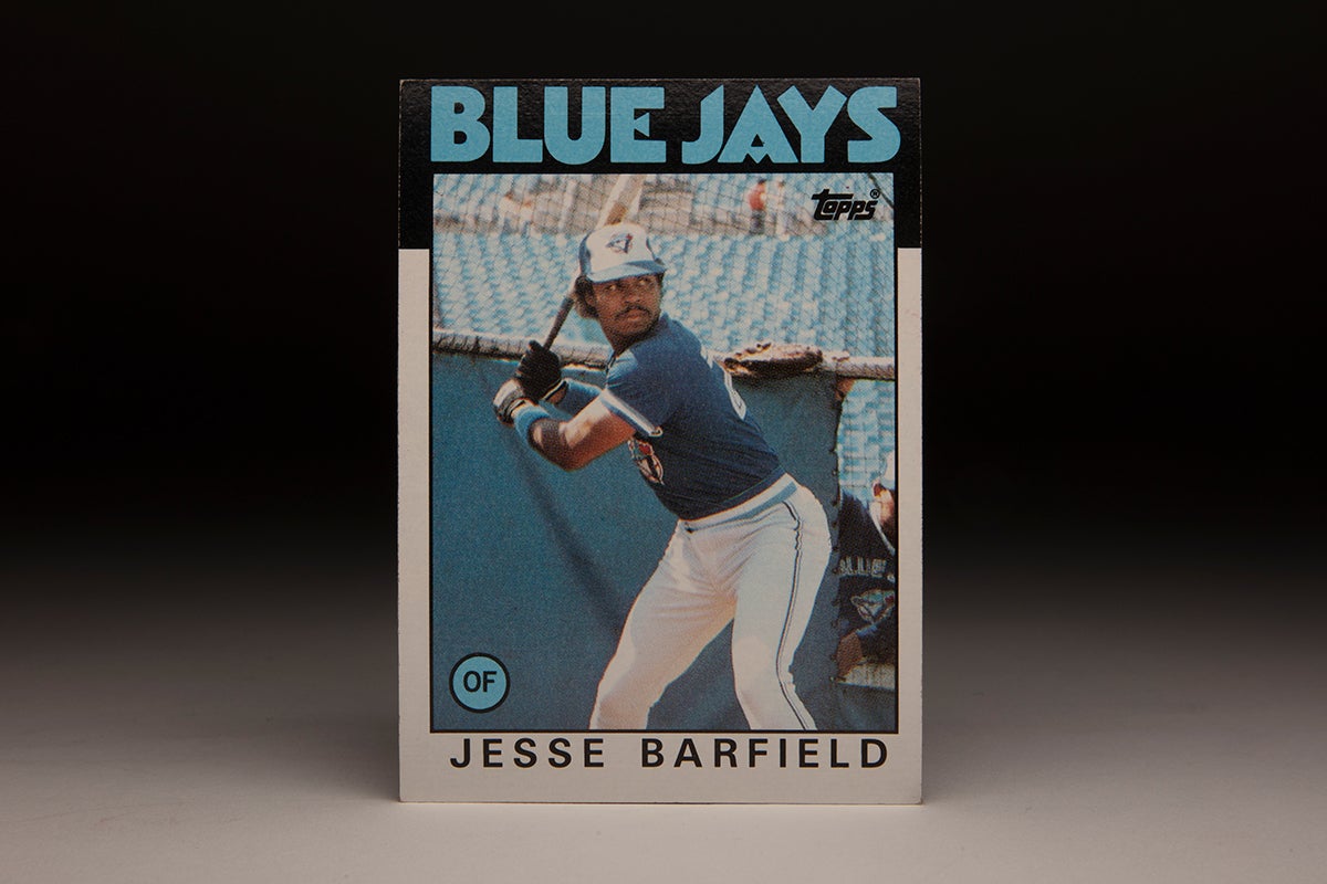 Front of 1986 Topps Jesse Barfield card