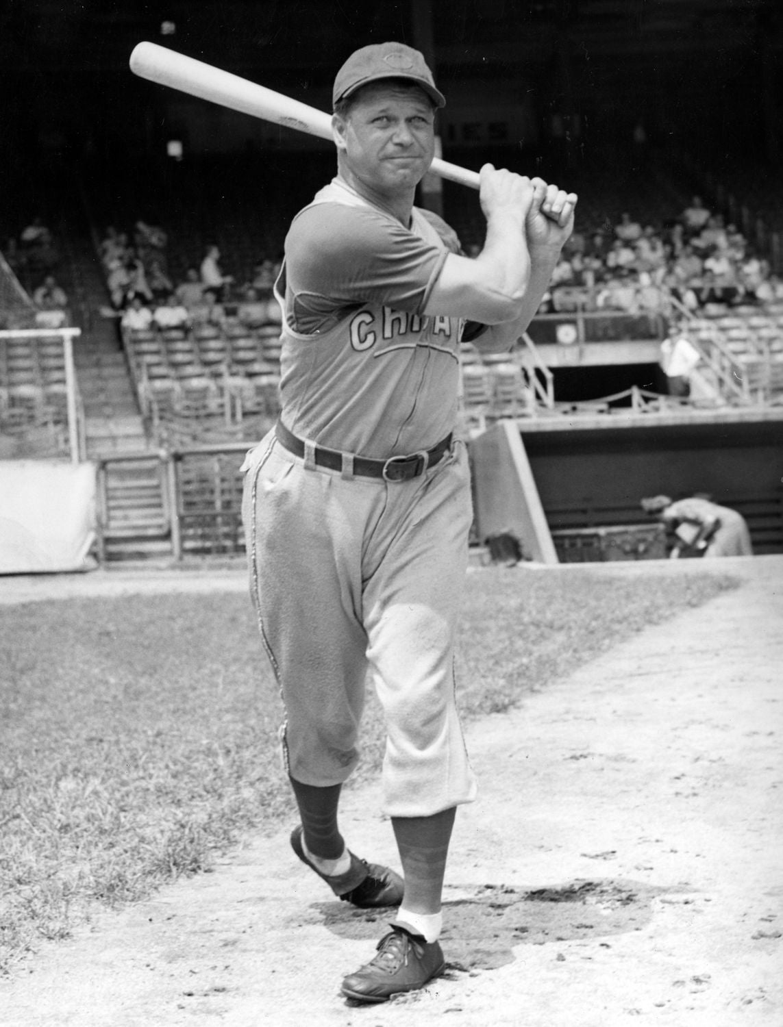 Jimmie Foxx pitched in for Phillies during wartorn 1945 season