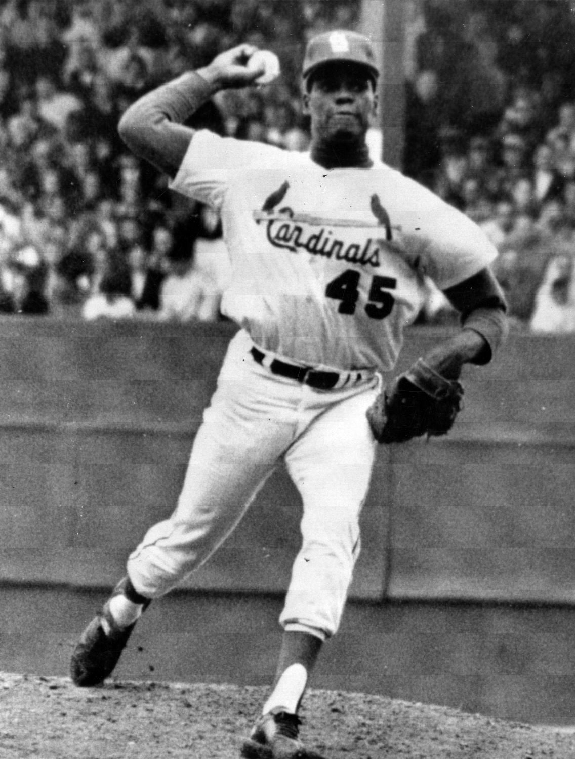 Bob Gibson fans 17 Tigers in Game 1 of 1968 World Series | Baseball ...