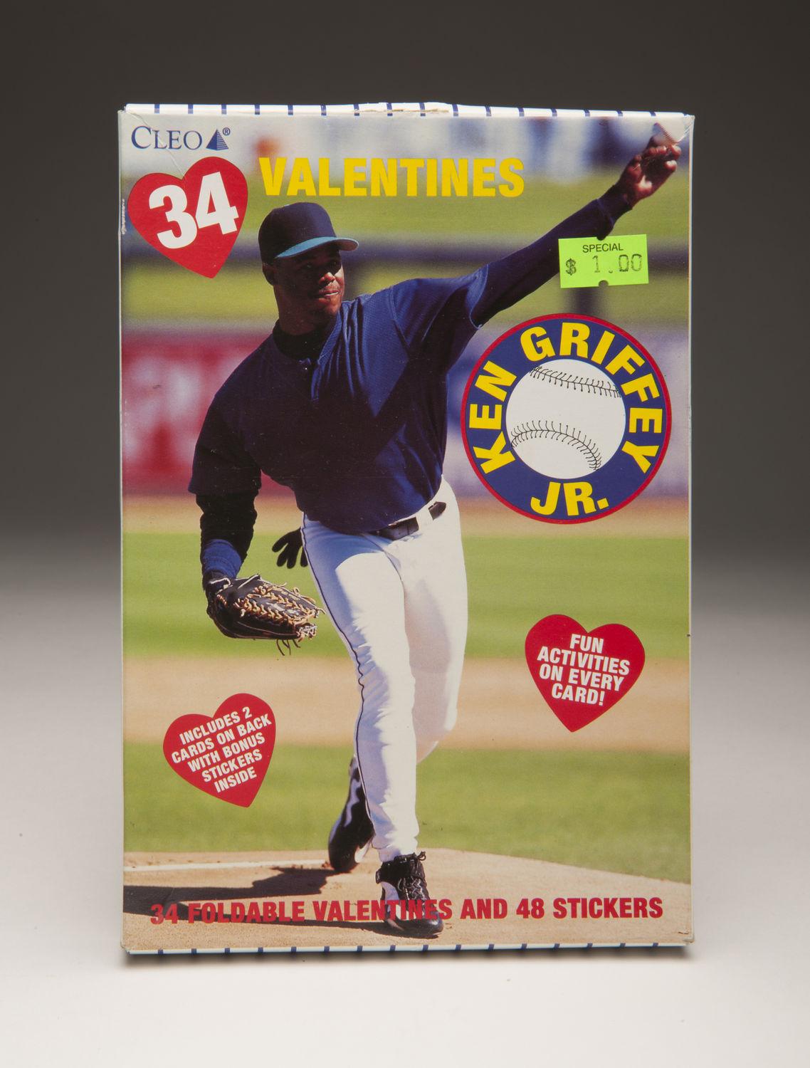 Ken Griffey Jr.'s first White Sox cards coming next month