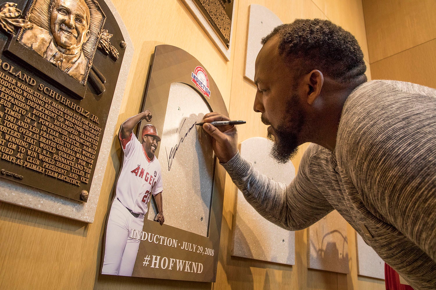 vladimir guerrero hof hat