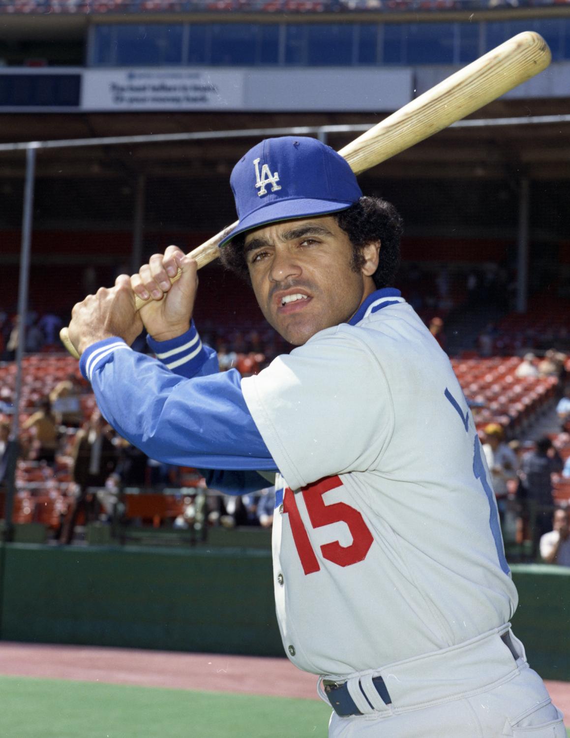 CardCorner: 1976 Topps Davey Lopes | Baseball Hall of Fame