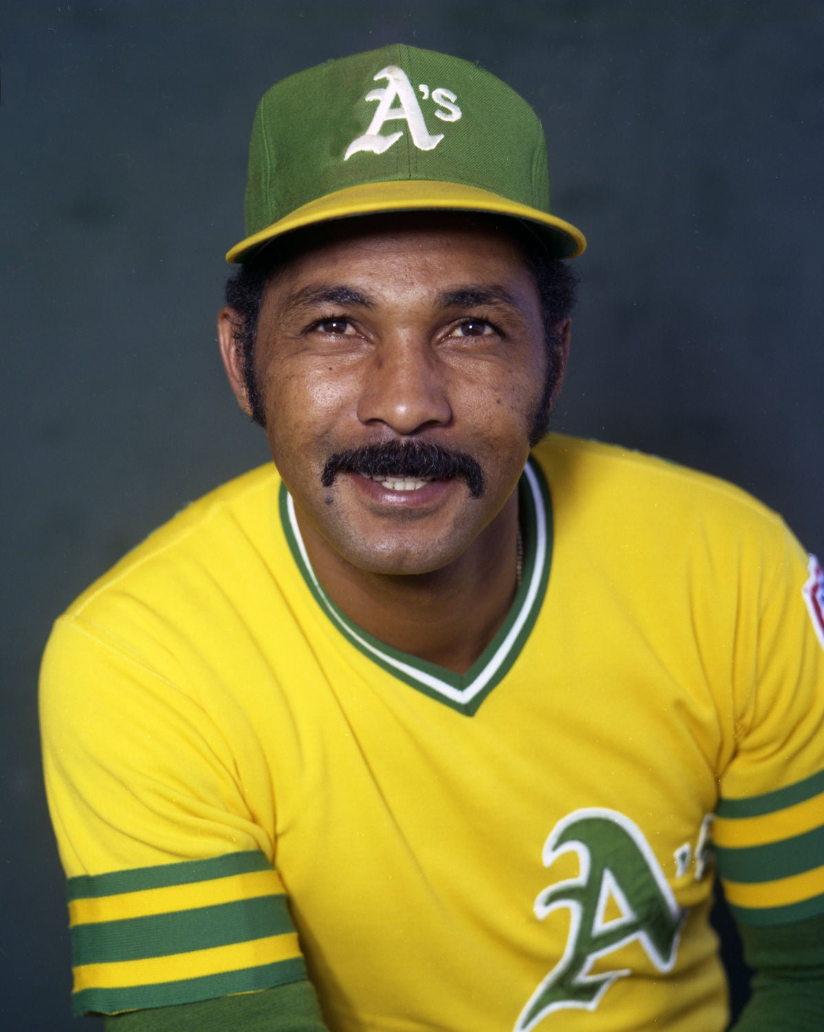 Cubs legend Billy Williams traded to 