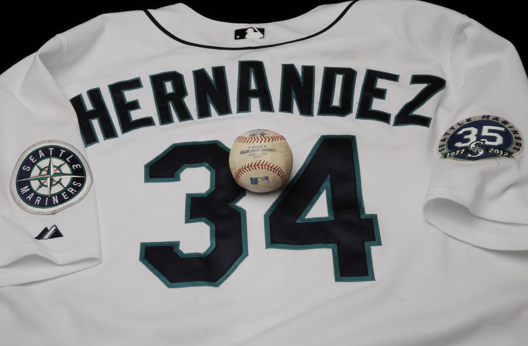 Felix Hernandez Game-Used 4th of July Jersey 2015