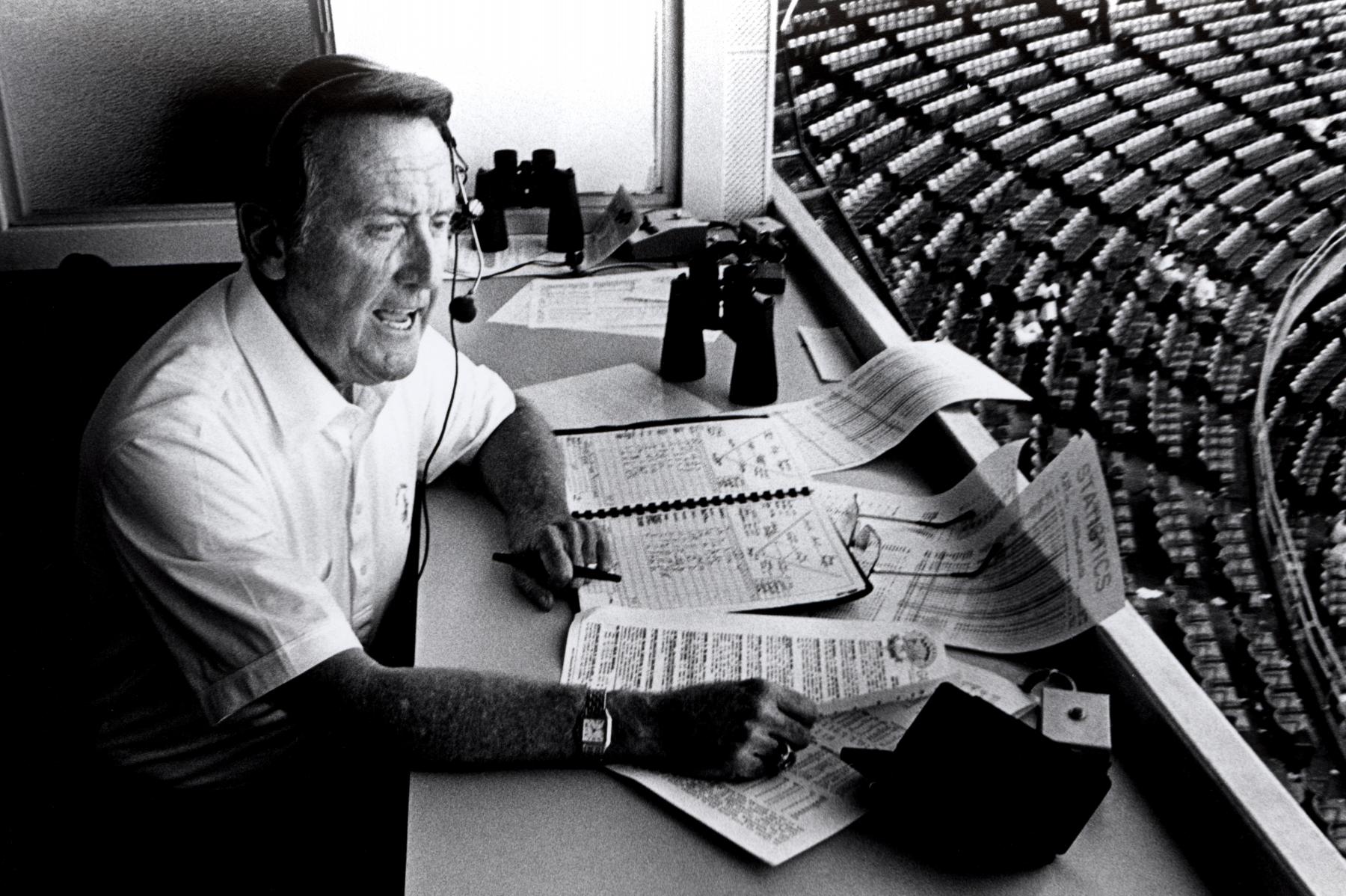 Vin Scully remembered by L.A., sports world