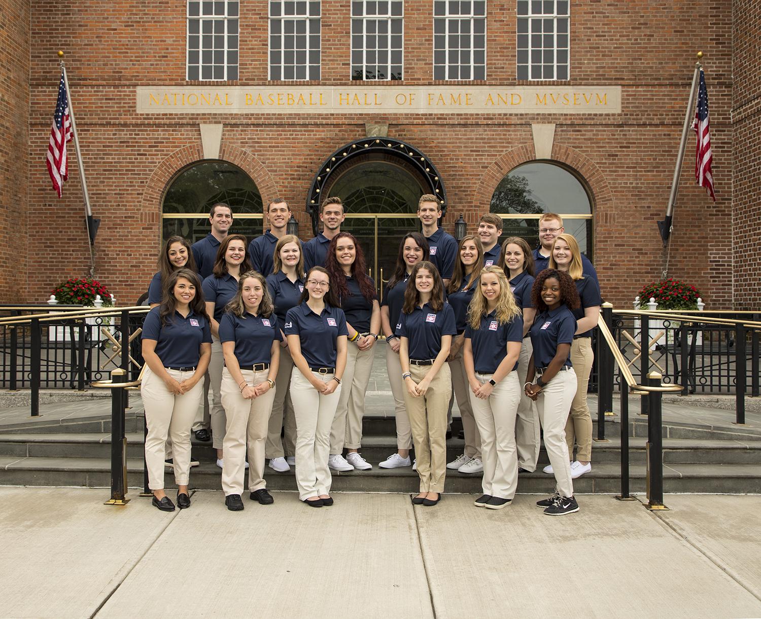 Baseball welcomes new class to Hall of Fame