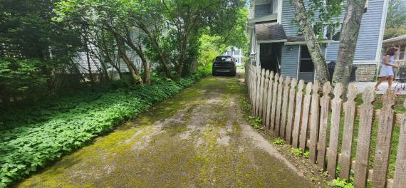 "<p>Driveway</p>