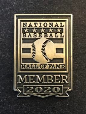 All membership levels receive the member-exclusive lapel pin. Family and higher levels receive two pins. 
 
The 2020 pin is shown as an example.
